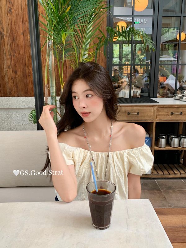 渡假甜美少女感碎花飛飛袖上衣-2色 渡假甜美少女感碎花飛飛袖上衣-2色