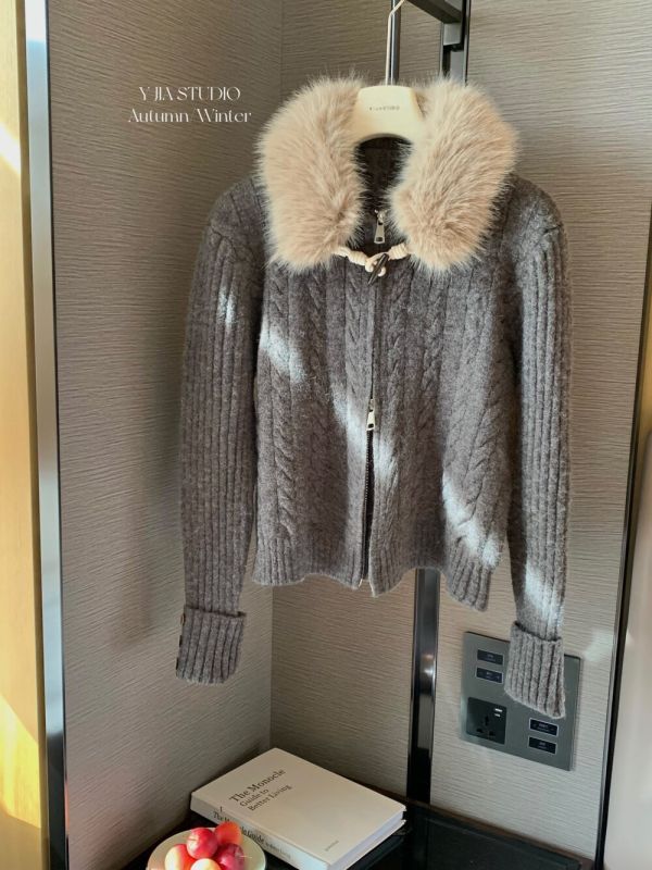 韓系氛圍感麻花雙拉鏈氣質毛衣外套（毛領可拆）-4色 韓系氛圍感麻花雙拉鏈氣質毛衣外套（毛領可拆）-4色