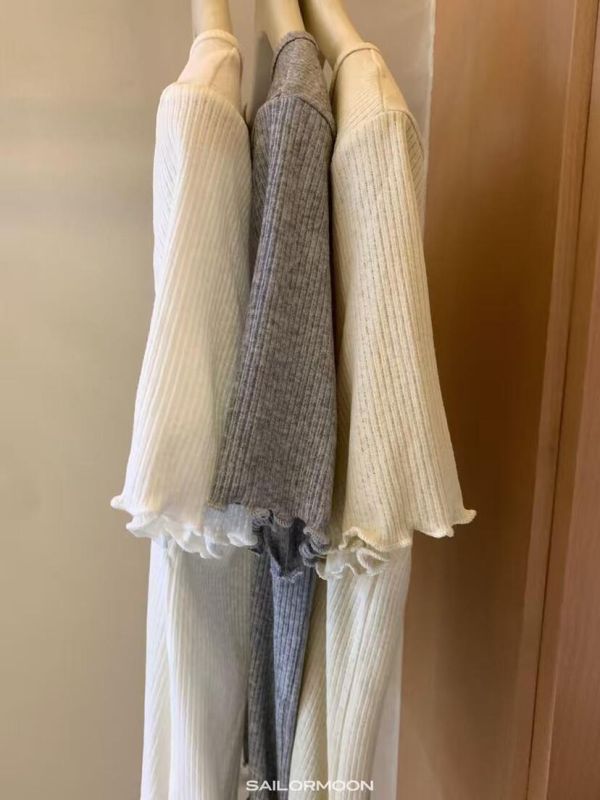 簡約百搭木耳邊針織薄款上衣-3色 簡約百搭木耳邊針織上衣-3色