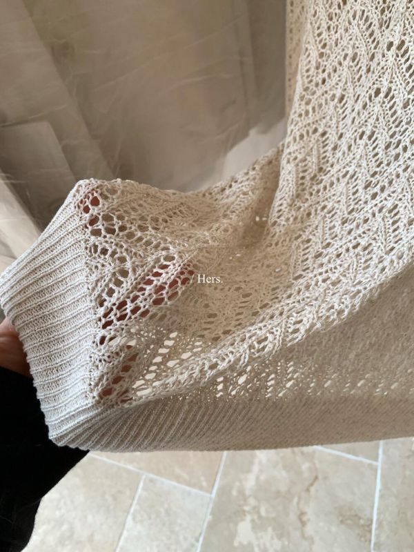 慵懶渡假鏤空綁帶休閒透氣舒適針織上衣 慵懶渡假鏤空綁帶休閒透氣舒適針織上衣