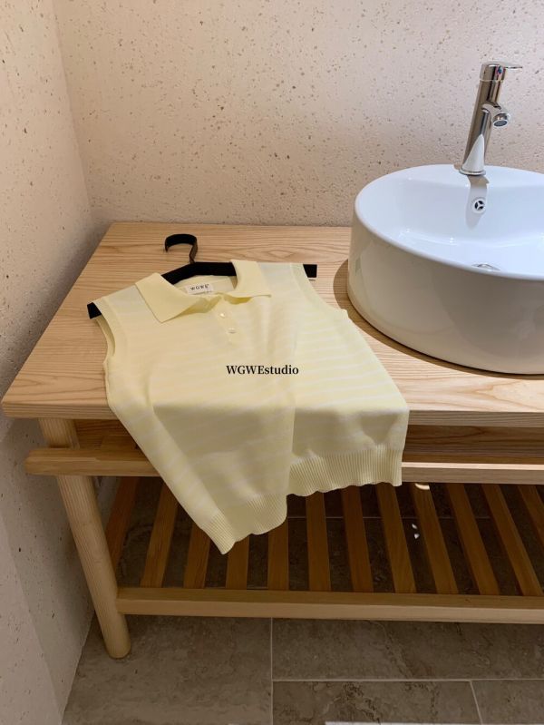 法式經典百搭條紋polo領針織背心-3色 法式經典百搭條紋polo領針織背心-3色