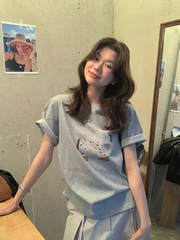 休閒小馬印花 少女感減齡T-3色 休閒小馬印花 少女感減齡T-3色