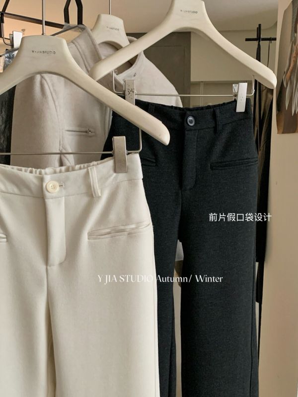 韓系簡約風毛呢加厚加絨窄版直筒微喇叭休閒褲-2色 韓系簡約風毛呢加厚加絨窄版直筒微喇叭休閒褲-2色