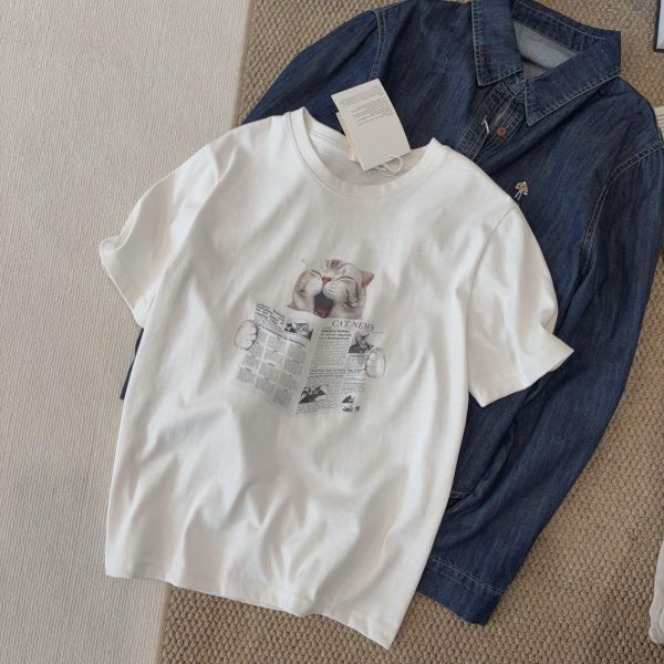 超可愛貓咪看報減齡印花T恤-2色 超可愛貓咪看報減齡印花T恤-2色