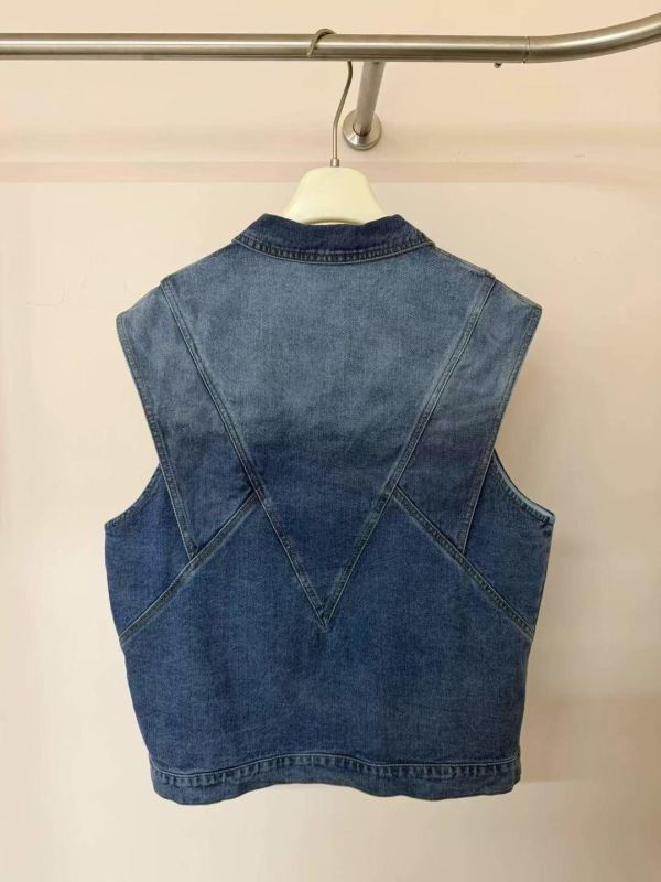 Korea 法式率性剪裁牛仔背心 Korea 法式率性剪裁牛仔背心