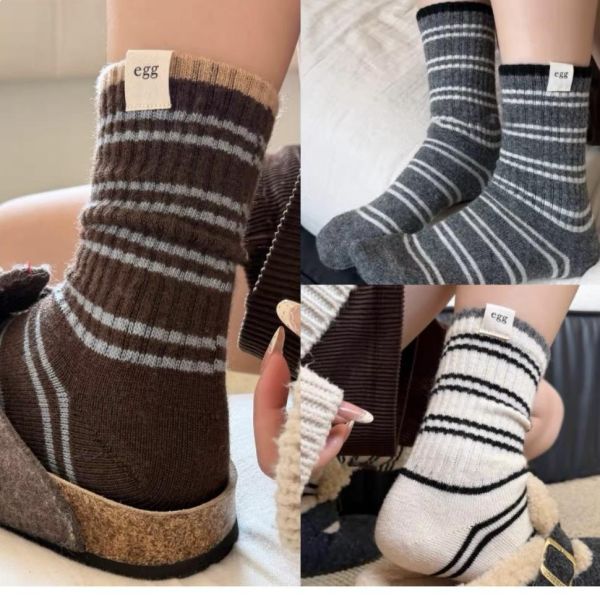 冬日氛圍感～撞色條紋襪子3色一組 冬日氛圍感～撞色條紋襪子3色一組
