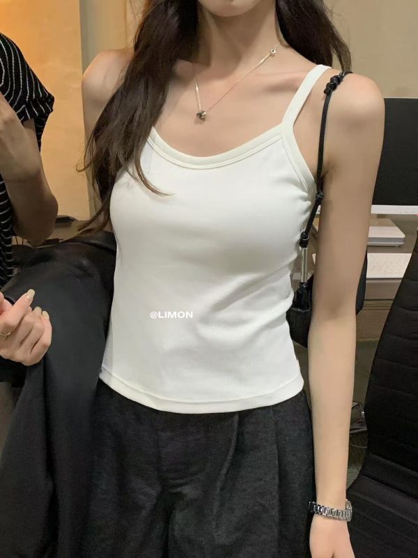 包色好穿 簡約帶胸墊極簡背心-6色 包色好穿 簡約帶胸墊極簡背心-6色
