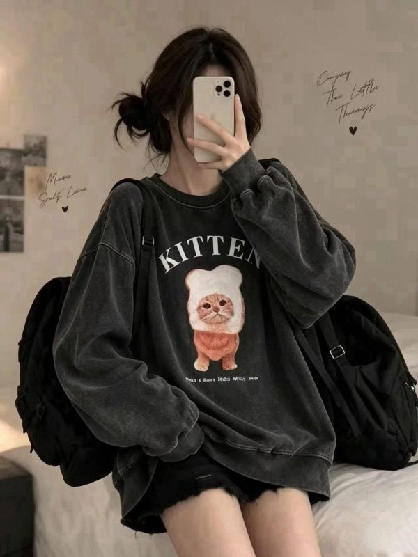 超萌小貓寬鬆水洗大學tee 超萌小貓水洗大學tee