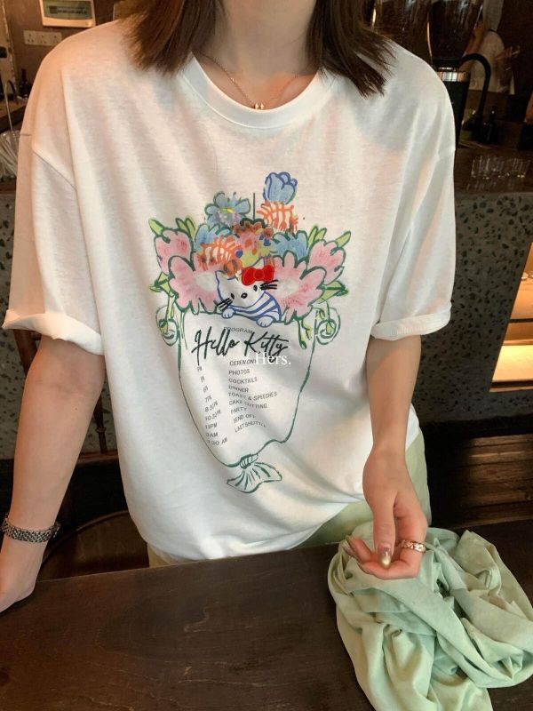 韓系花卉卡通印花寬鬆上衣 韓系花卉卡通印花寬鬆上衣