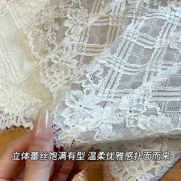 溫柔到爆炸～超美蕾絲氣質美背背心-3色 溫柔到爆炸～超美蕾絲氣質美背背心-3色