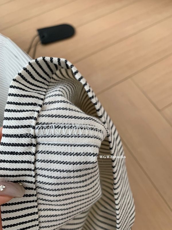 夏爾線譜條紋鬆弛感闊腿褲 夏爾線譜條紋鬆弛感闊腿褲
