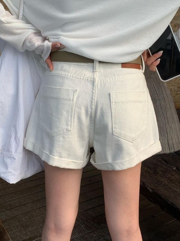 捲邊設計感百搭春夏牛仔短褲-3色 捲邊設計感百搭春夏牛仔短褲-3色