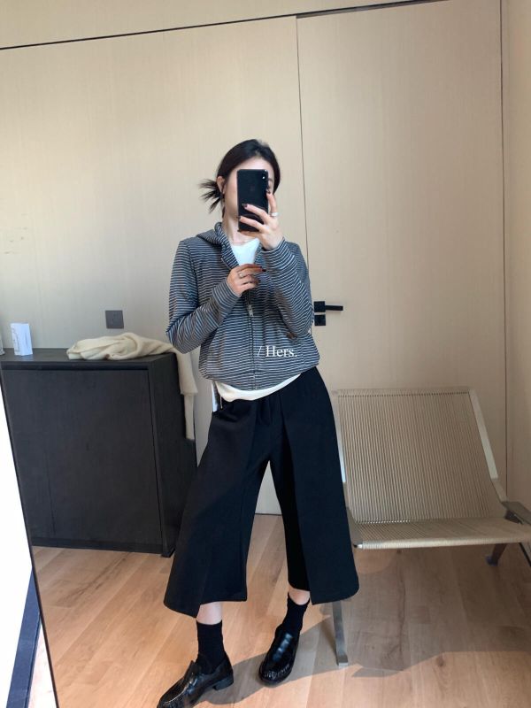 休閒連帽條紋減齡實穿外套-3色 休閒連帽條紋減齡實穿外套-3色