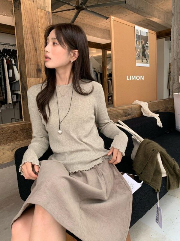 多色 百搭顯瘦木耳邊簡約針織上衣 多色 百搭顯瘦木耳邊簡約針織上衣