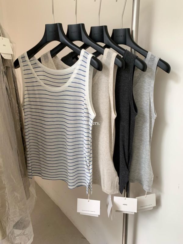 單穿疊穿都好看 透氣不勒舒適背心-12色 單穿疊穿都好看 透氣不勒舒適背心-12色