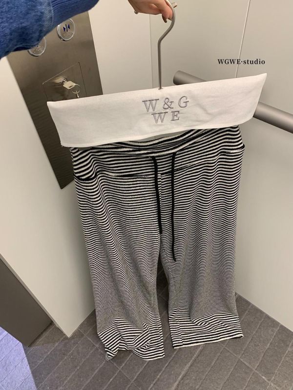 慵懶鬆弛感復古條紋垂感休閒褲-2色 慵懶鬆弛感復古條紋垂感休閒褲-2色