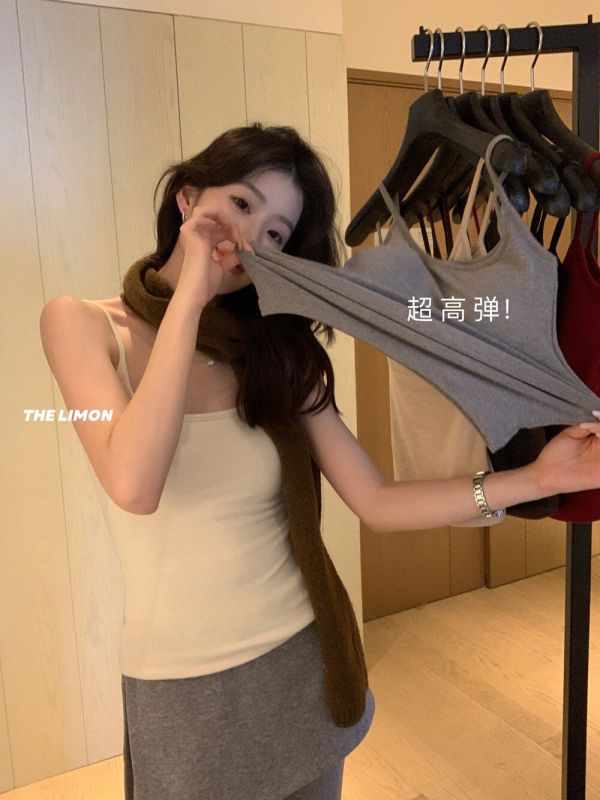 雙層磨毛高彈百搭吊帶背心（胸墊可拆）-7色 雙層磨毛高彈百搭吊帶背心（胸墊可拆）-7色