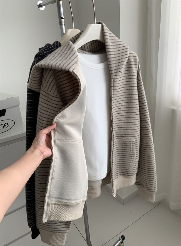 慵懶鬆弛感條紋廓形拉鍊連帽外套-2色 慵懶鬆弛感條紋廓形拉鍊連帽外套-2色