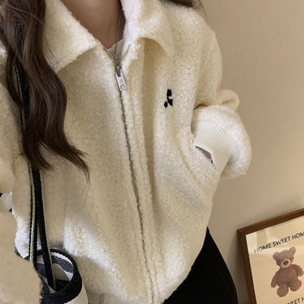 質感字母刺繡 搖粒絨短款夾克羊羔毛外套 質感字母刺繡 搖粒絨短款夾克羊羔毛外套