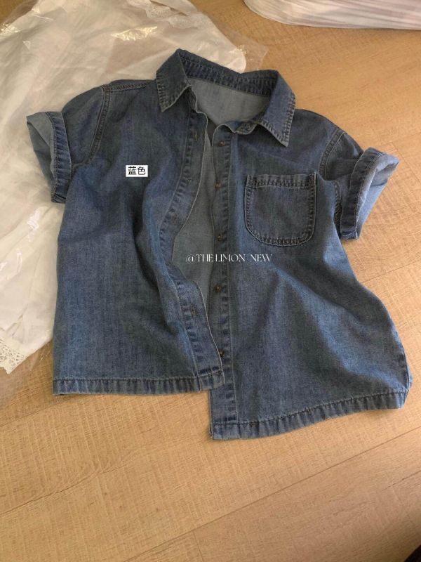 減齡氣質翻領牛仔襯衫上衣 減齡氣質翻領牛仔襯衫上衣