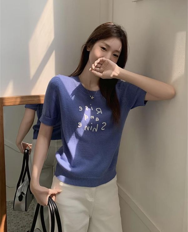 韓系撞色字母刺繡針織上衣-2色 韓系撞色字母刺繡針織上衣-2色