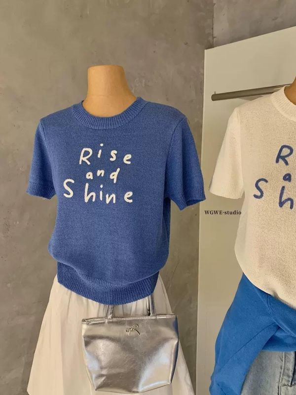 韓系撞色字母刺繡針織上衣-2色 韓系撞色字母刺繡針織上衣-2色