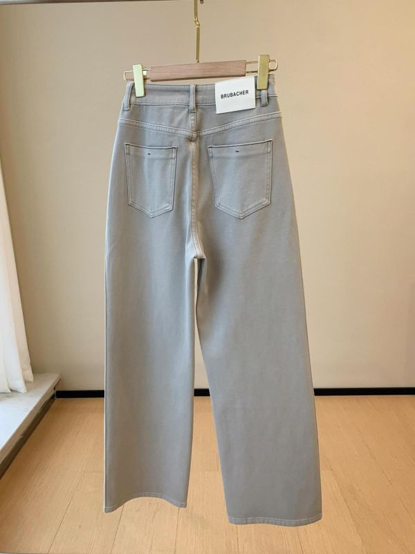 高級摩卡灰～舒適四面彈直筒高腰牛仔褲 高級摩卡灰～舒適四面彈直筒高腰牛仔褲