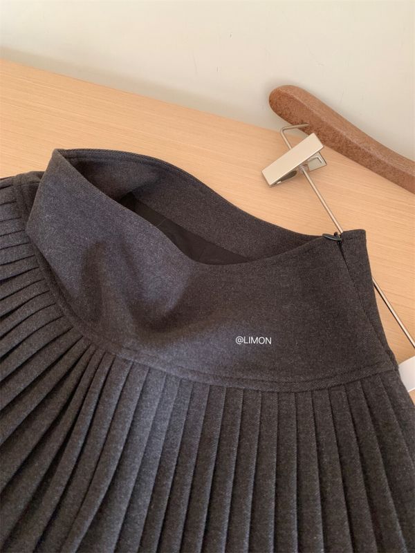 休閒風厚版磨毛呢百搭百褶裙-2色 休閒風厚版磨毛呢百搭百褶裙-2色