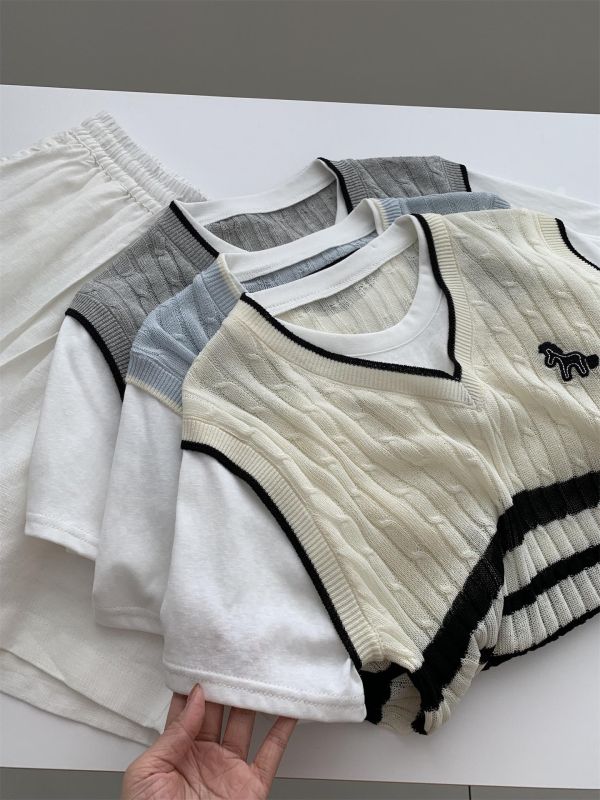 夏天也可以穿的針織衫 萊賽爾亞麻天絲 氣質假兩件小馬刺繡冰絲上衣-3色 夏天也可以穿的萊賽爾亞麻天絲 氣質假兩件小馬刺繡冰絲上衣-3色