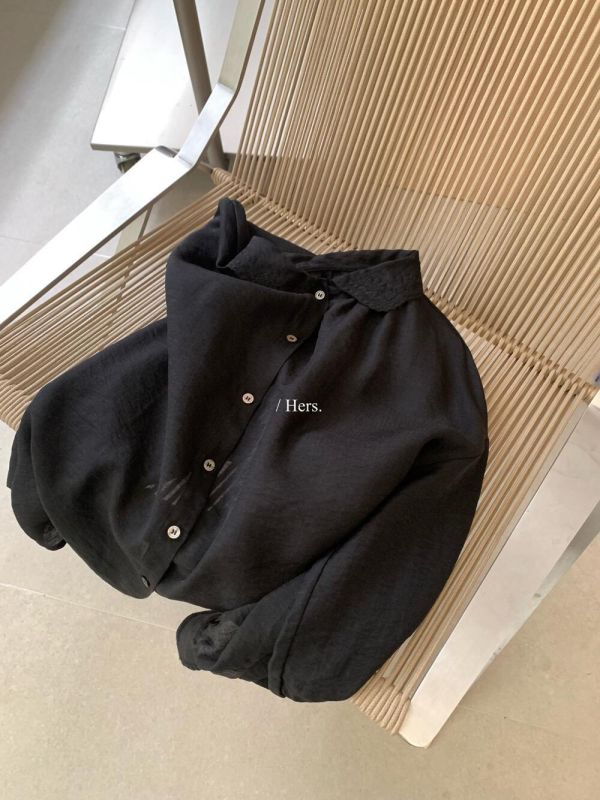 簡約氣質提花寬鬆質感襯衫-3色 簡約氣質提花寬鬆質感襯衫-3色