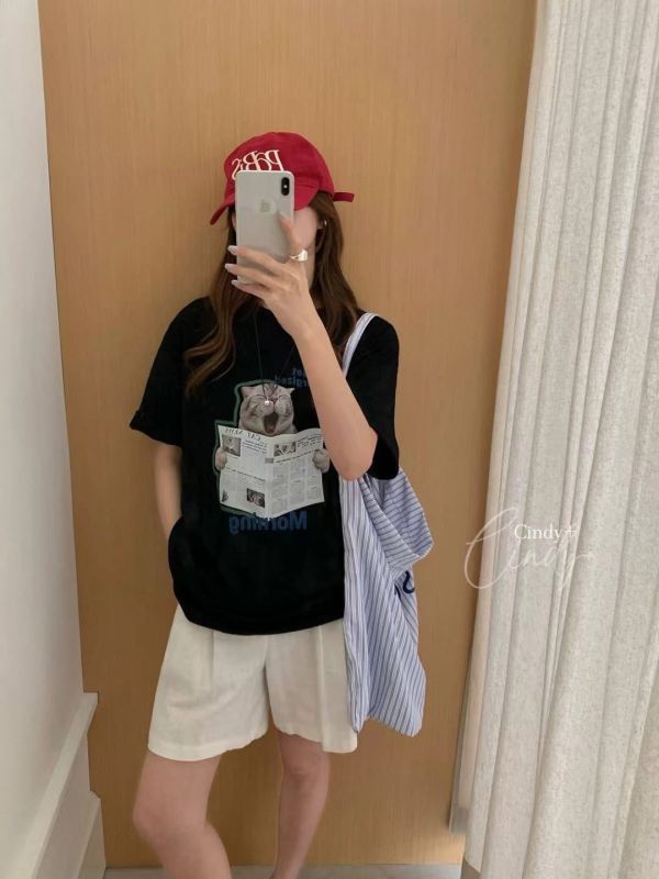 超Q 趣味喵星人讀報T-4色 超Q 趣味喵星人讀報T-4色