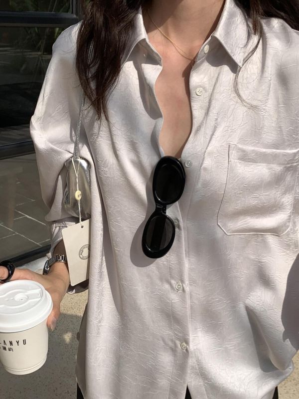 天絲～肌理感簡約慵懶風質感襯衫上衣-4色 天絲～肌理感簡約慵懶風質感襯衫上衣-4色