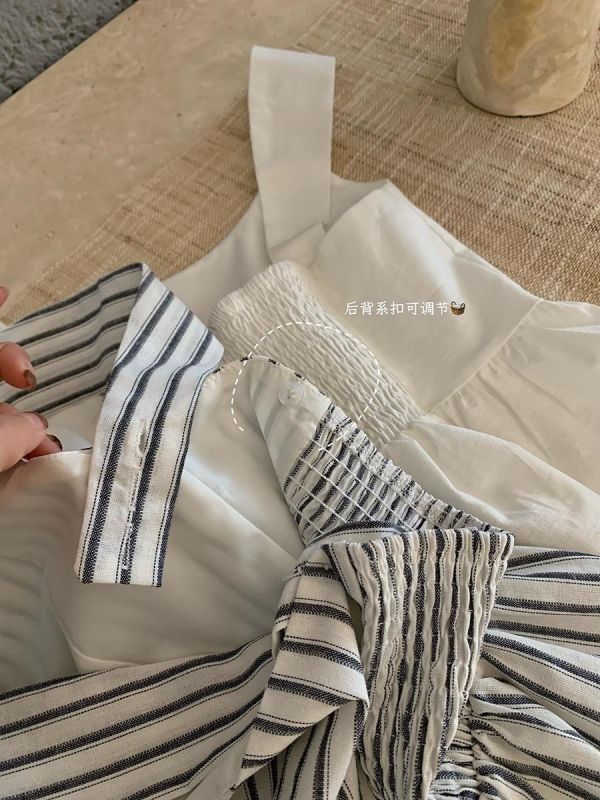法式氣質顯瘦方領修身背心-2色 法式氣質顯瘦方領修身背心-2色