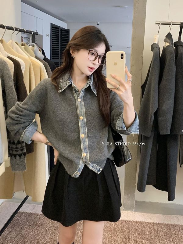 假兩件牛仔拼接翻領撞色針織上衣-4色 假兩件牛仔拼接翻領撞色針織上衣-4色