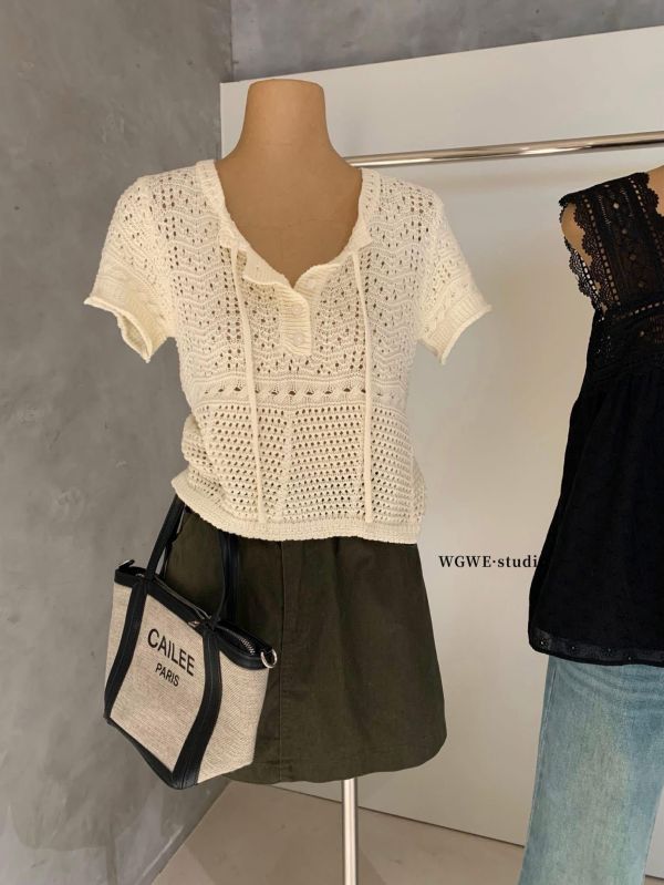 米色復古鏤空針織上衣 米色復古鏤空針織上衣