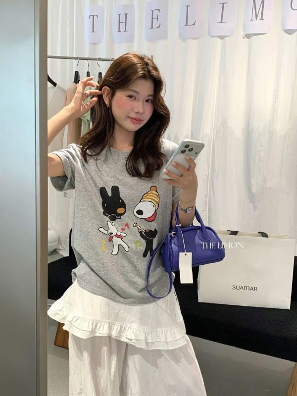 黑白音樂小狗印圖T-4色 黑白音樂小狗印圖T-4色