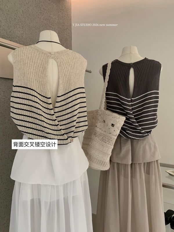 韓系撞色條紋顯瘦交叉露背針織背心-3色 韓系撞色條紋顯瘦交叉露背針織背心-3色