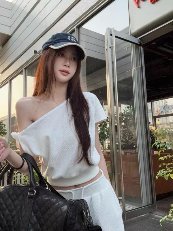 扭結斜肩上衣＋褲子SET-3色 扭結斜肩上衣＋褲子SET-3色