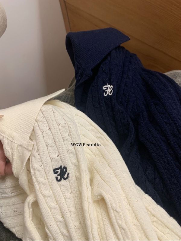 韓系簡約刺繡麻花百搭短款氣質上衣-4色 韓系簡約刺繡麻花百搭短款氣質上衣-4色