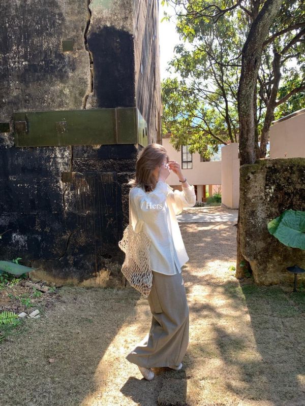 簡約氣質提花寬鬆質感襯衫-3色 簡約氣質提花寬鬆質感襯衫-3色