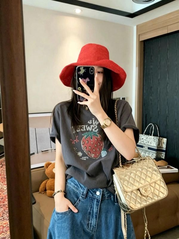 復古草莓印花寬鬆休閒薄雪花棉上衣 復古草莓印花寬鬆休閒薄雪花棉上衣