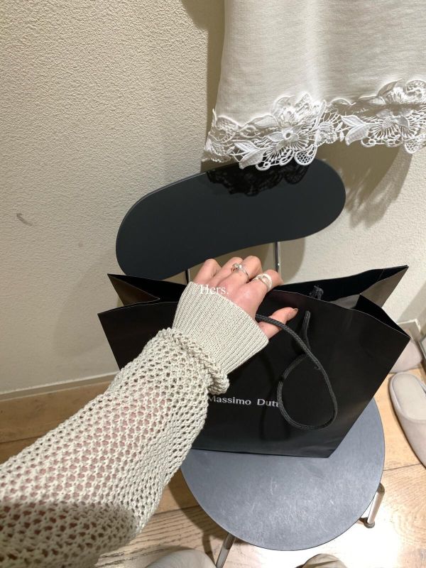 夏日慵懶風鏤空質感拉鍊針織開衫-4色 夏日慵懶風鏤空質感拉鍊針織開衫-4色