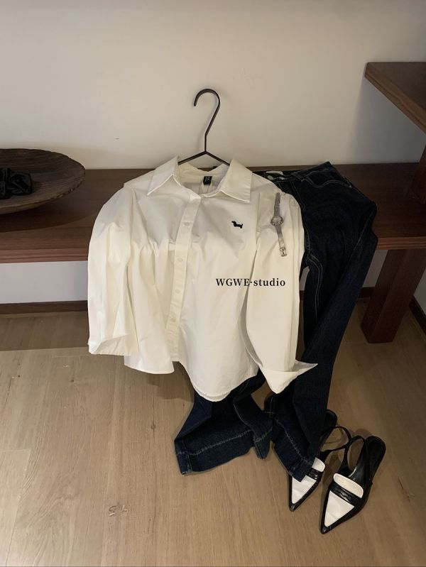 簡約小狗刺繡休閒氣質襯衫上衣 簡約小狗刺繡休閒氣質襯衫上衣