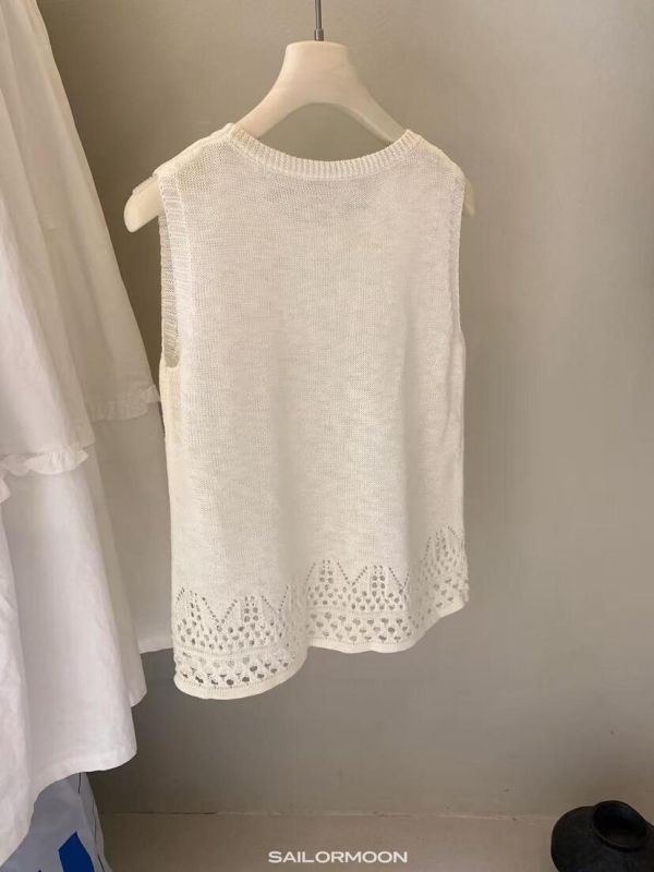 韓系舒適質感百搭鏤空背心-3色 韓系舒適質感百搭鏤空背心-3色