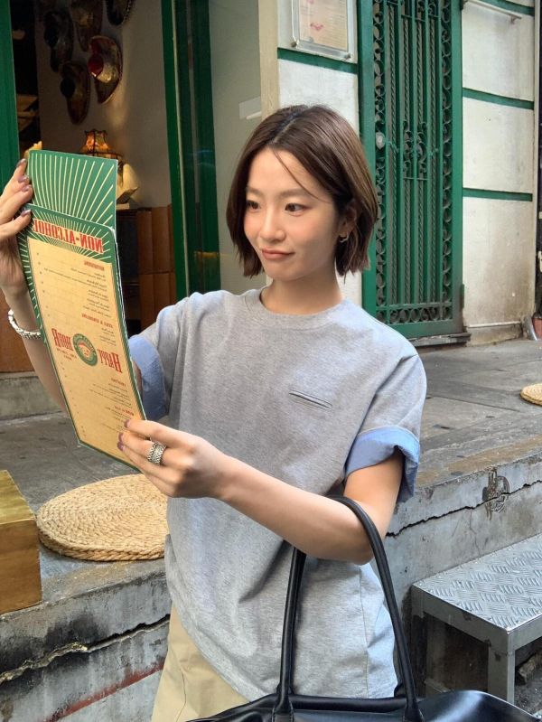 時尚簡約設計感拼色百搭圓領上衣-4色 時尚簡約設計感拼色百搭圓領上衣-4色