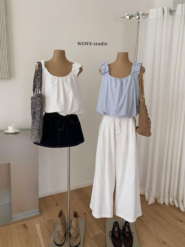 簡約褶皺寬肩帶甜美短款背心-3色 簡約褶皺寬肩帶甜美短款背心-3色