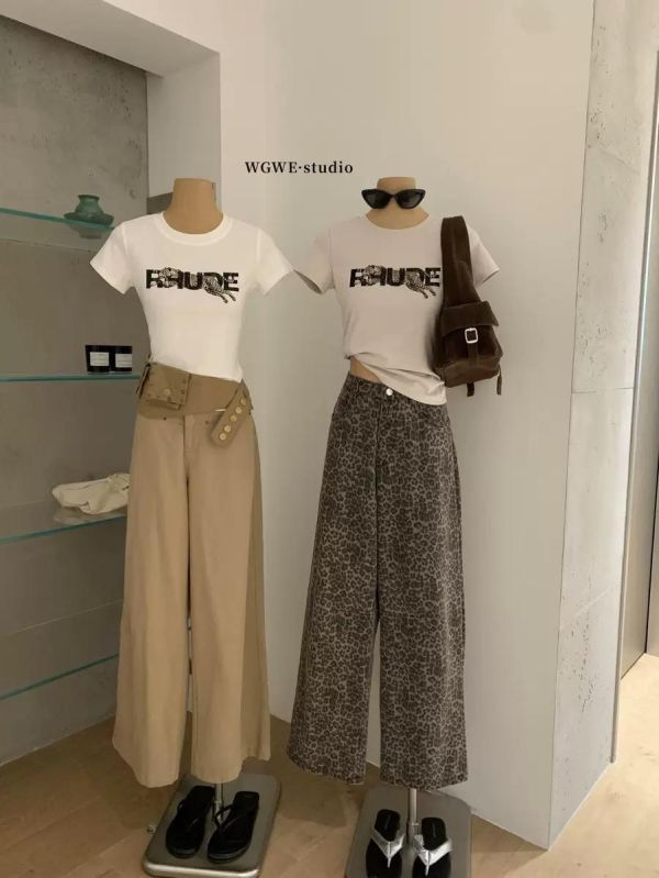 設計感收腰字母印花T-2色 設計感收腰字母印花T-2色