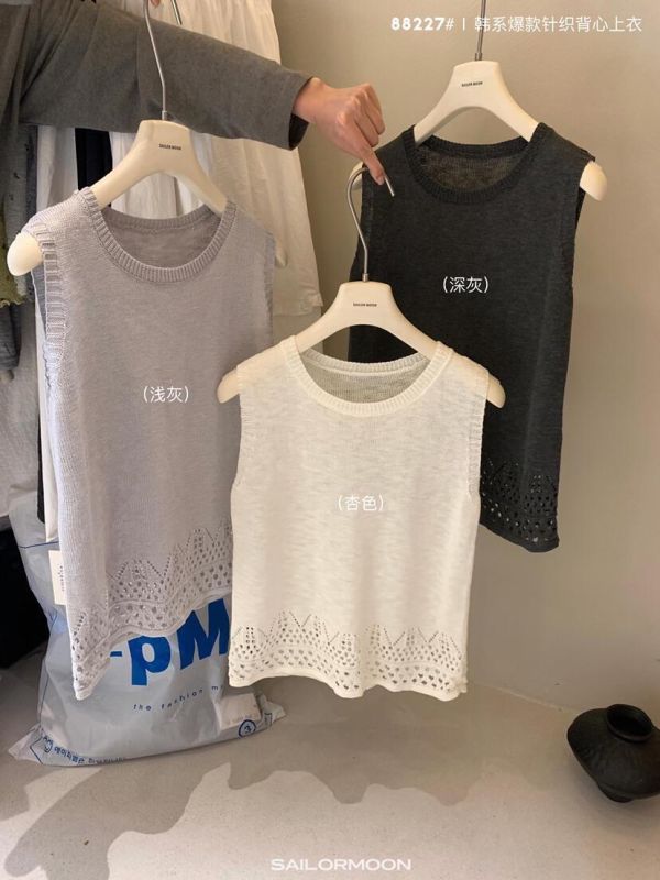 韓系舒適質感百搭鏤空背心-3色 韓系舒適質感百搭鏤空背心-3色