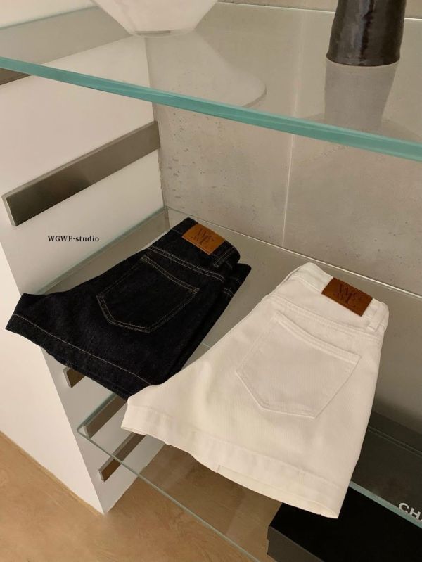 雙口袋休閒牛仔短褲-2色 雙口袋休閒牛仔短褲-2色