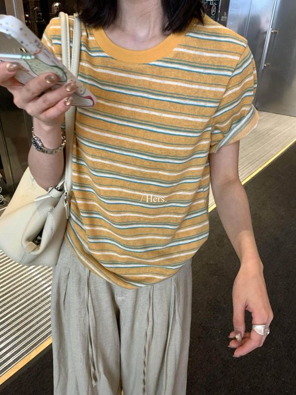 慵懶風撞色條紋圓領上衣-2色 慵懶風撞色條紋圓領上衣-2色